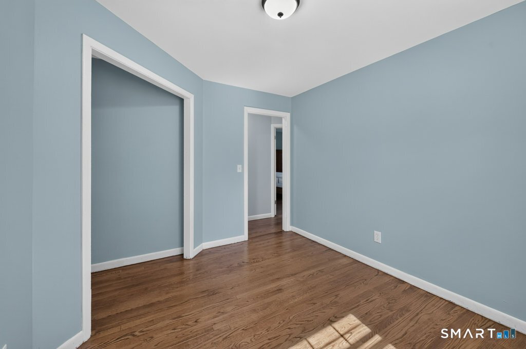 83 Catherine Street East Haven CT 06512