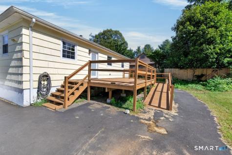83 Catherine Street East Haven CT 06512