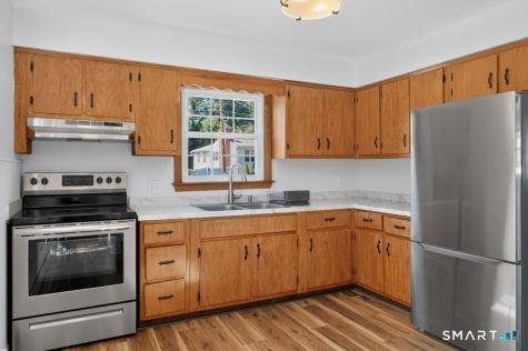 83 Catherine Street East Haven CT 06512