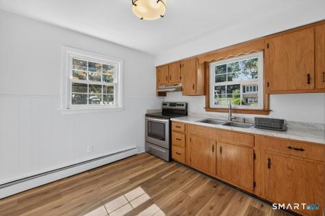 83 Catherine Street East Haven CT 06512