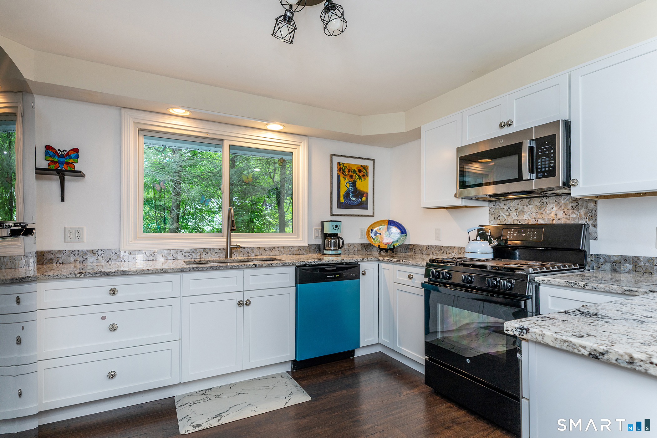 51 Rocky Hill Road New Fairfield CT 06812