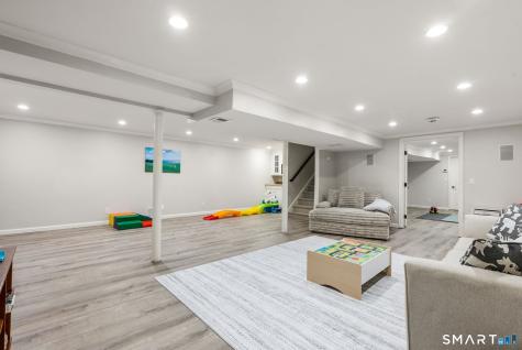 9 Pepperbush Road Weston CT 06883