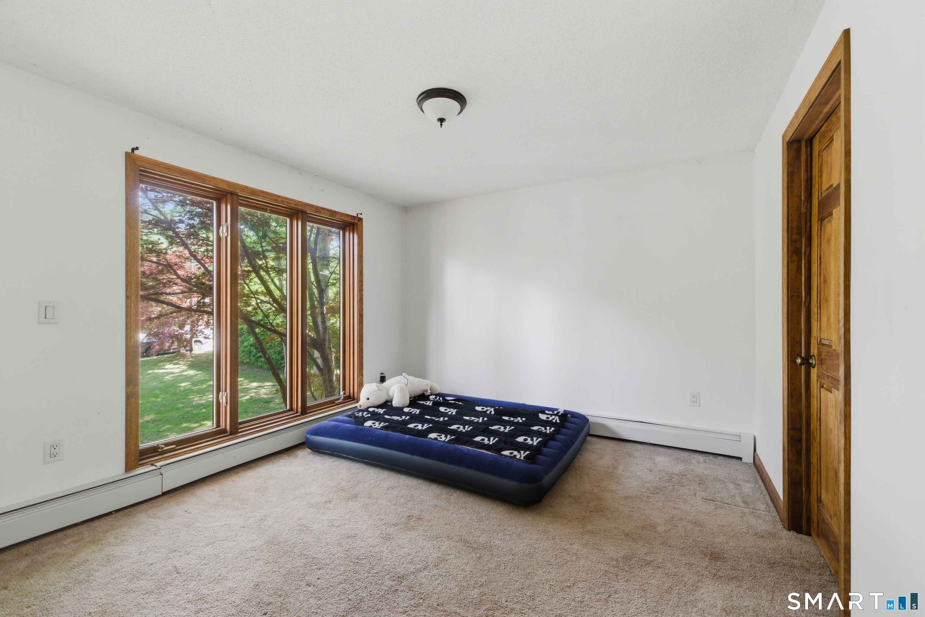 25 Vezina Drive Killingly CT 06239