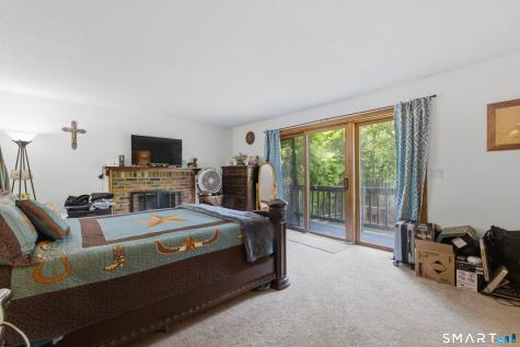 25 Vezina Drive Killingly CT 06239