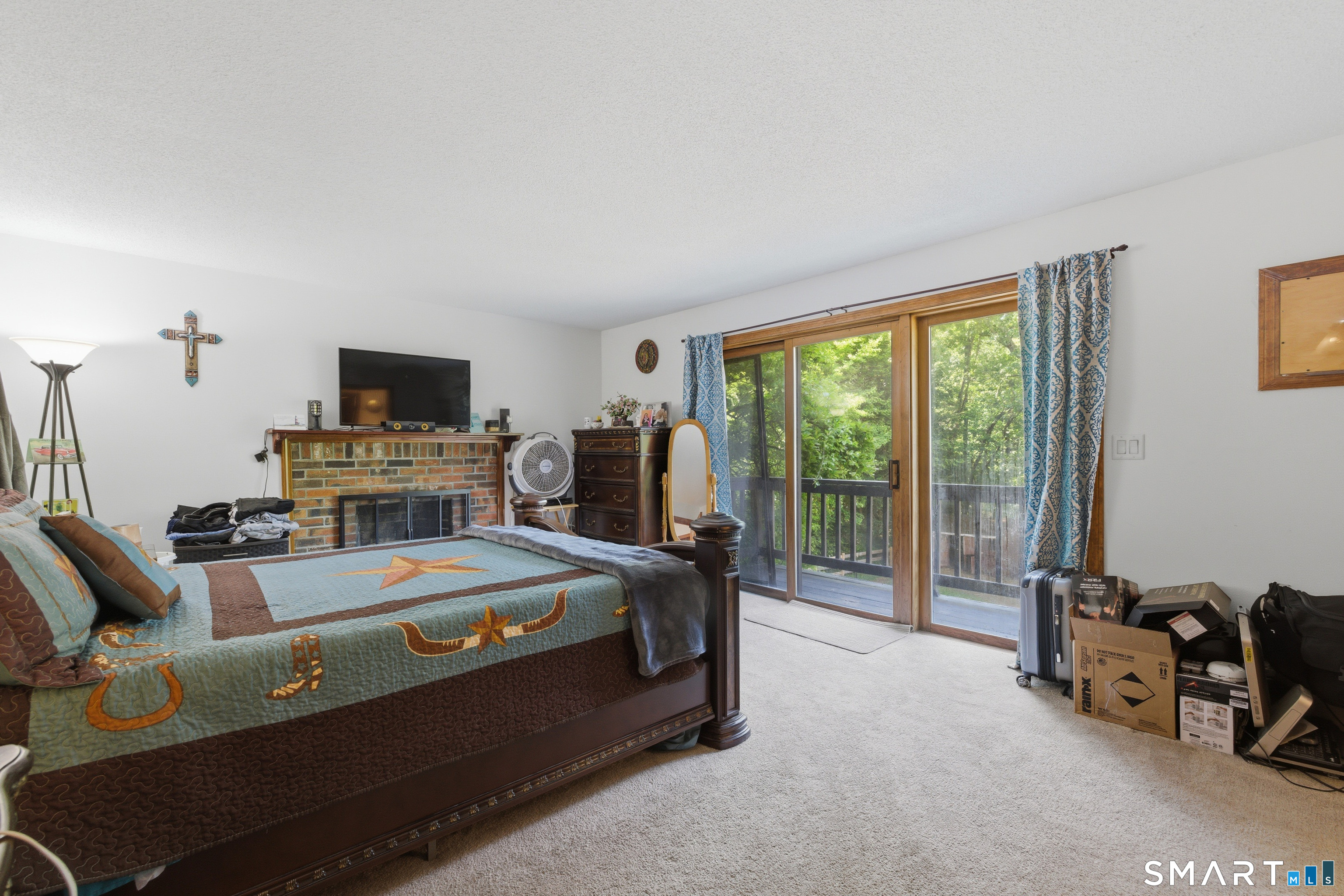 25 Vezina Drive Killingly CT 06239