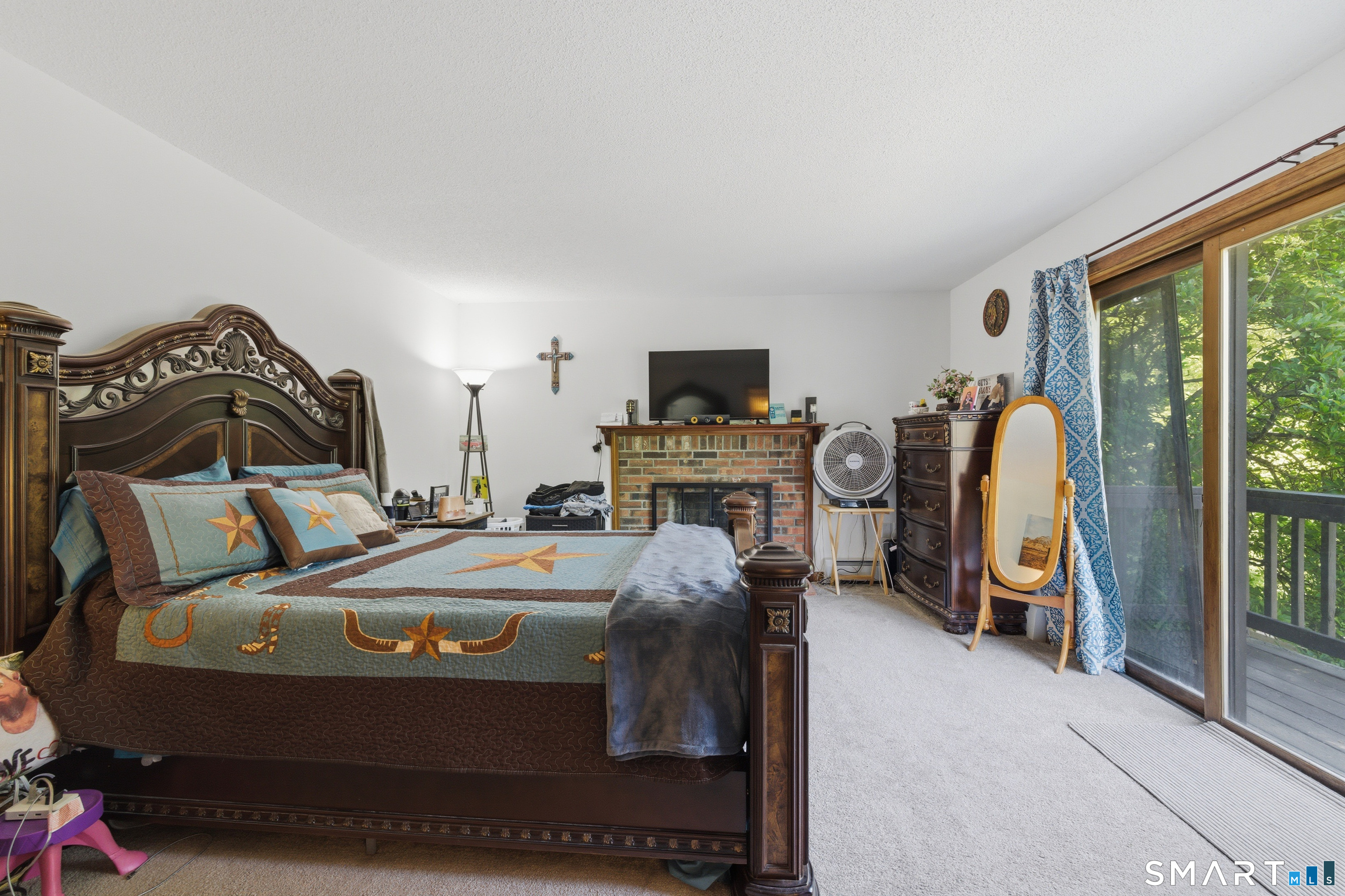 25 Vezina Drive Killingly CT 06239