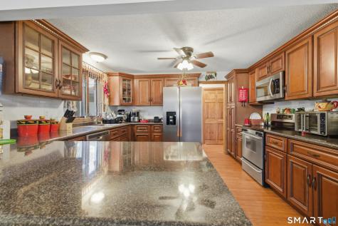 25 Vezina Drive Killingly CT 06239