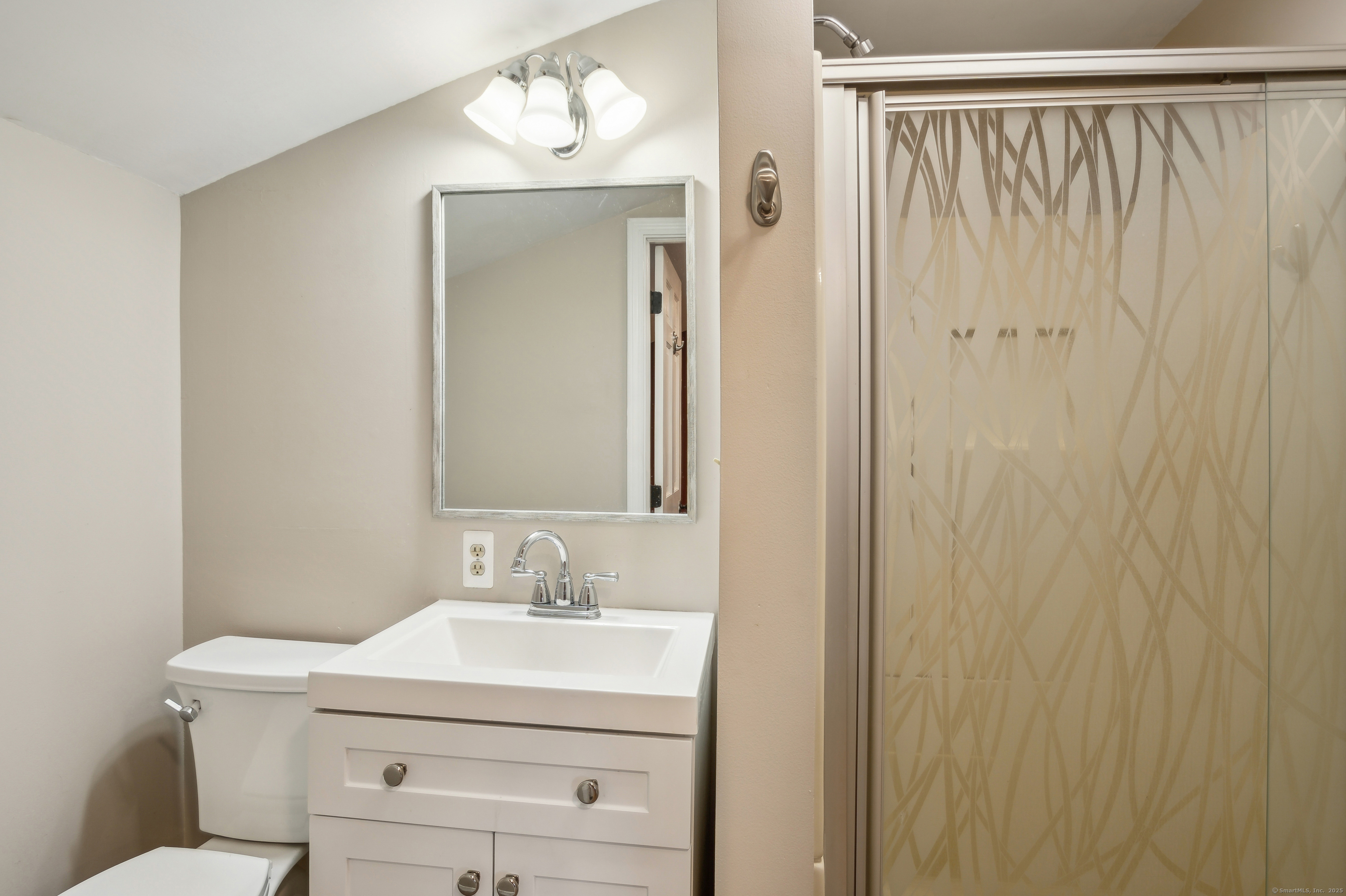 17 Fernwood Lane Somers CT 06071