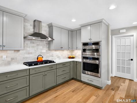 22 Kingsbridge Way Madison CT 06443