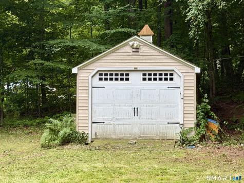 40 Hidden Valley Tolland CT 06084