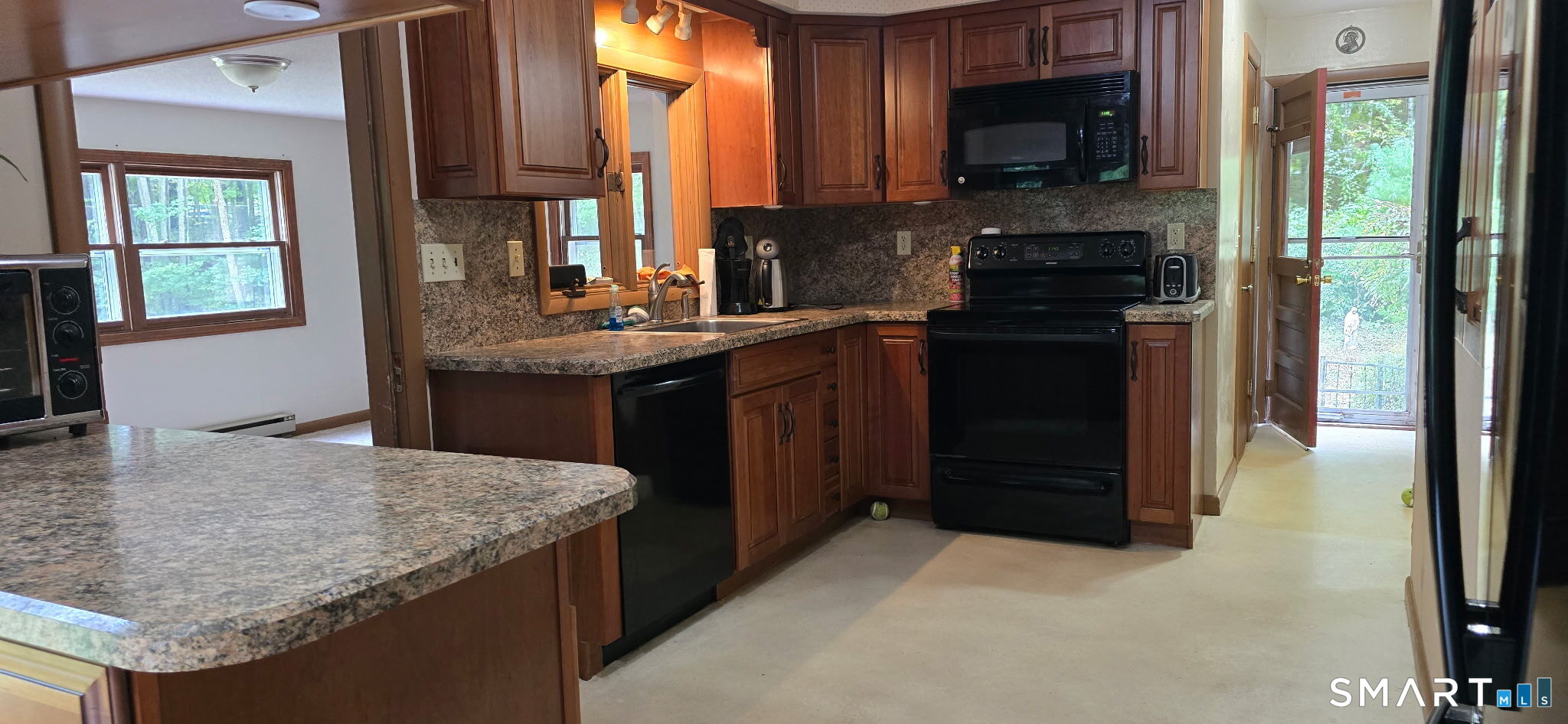 40 Hidden Valley Tolland CT 06084