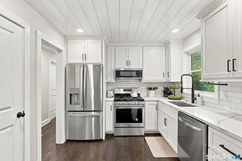 27 Mallard Lane Clinton CT 06413