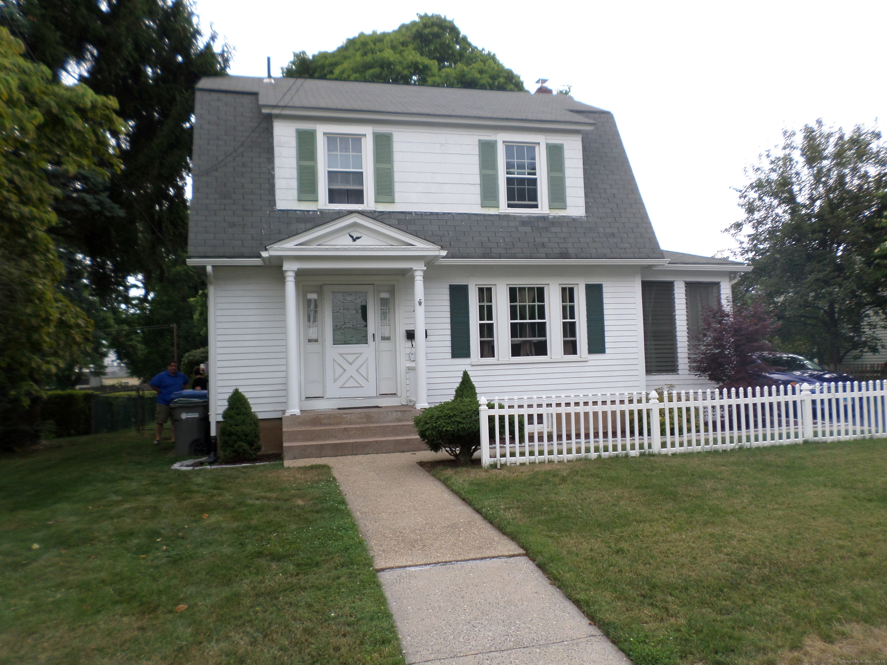 27 Dudley Street Manchester CT 06040