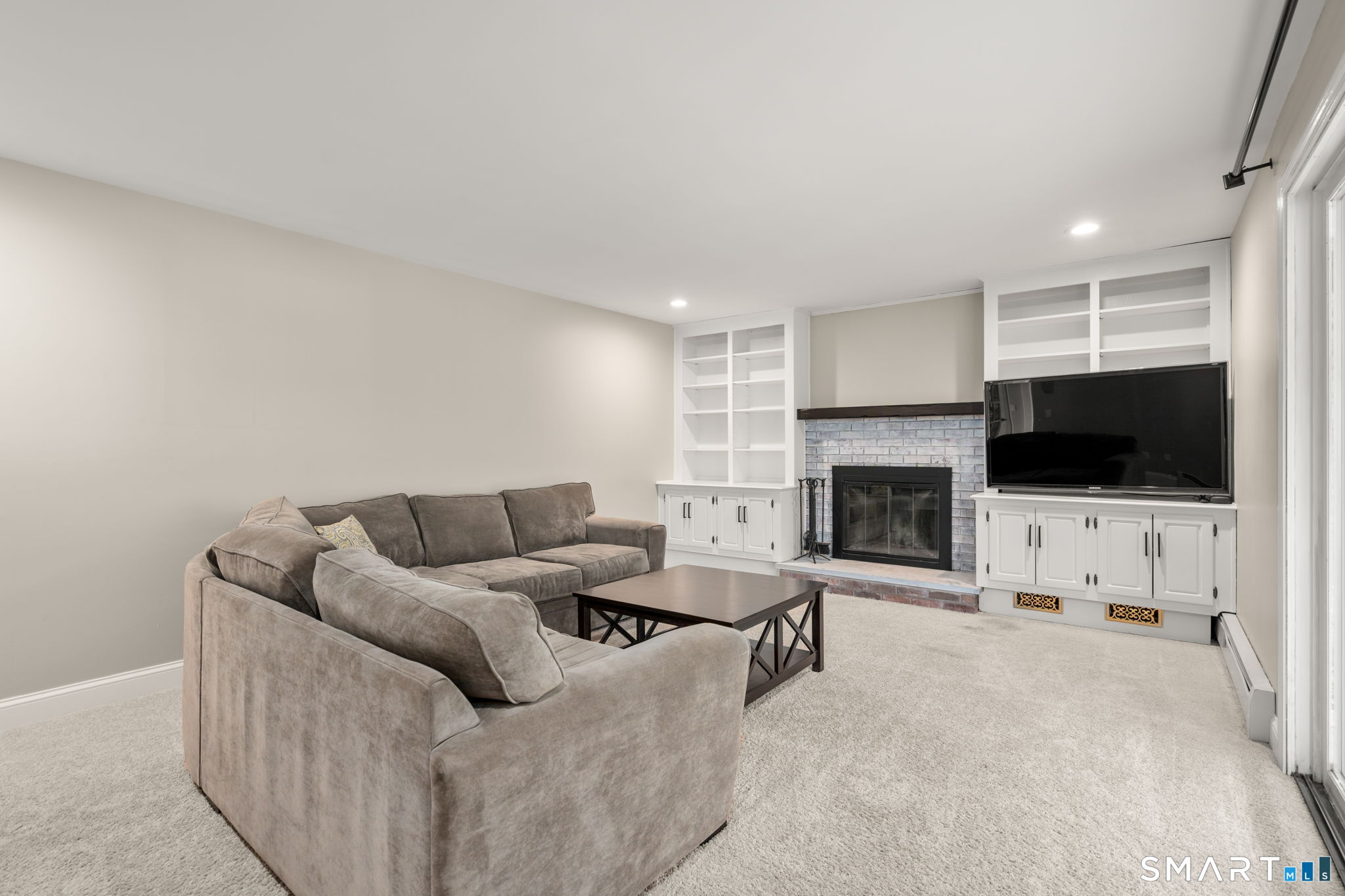 150 Heatherwood Drive South Windsor CT 06074