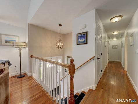 195 Pleasant Street Southington CT 06489