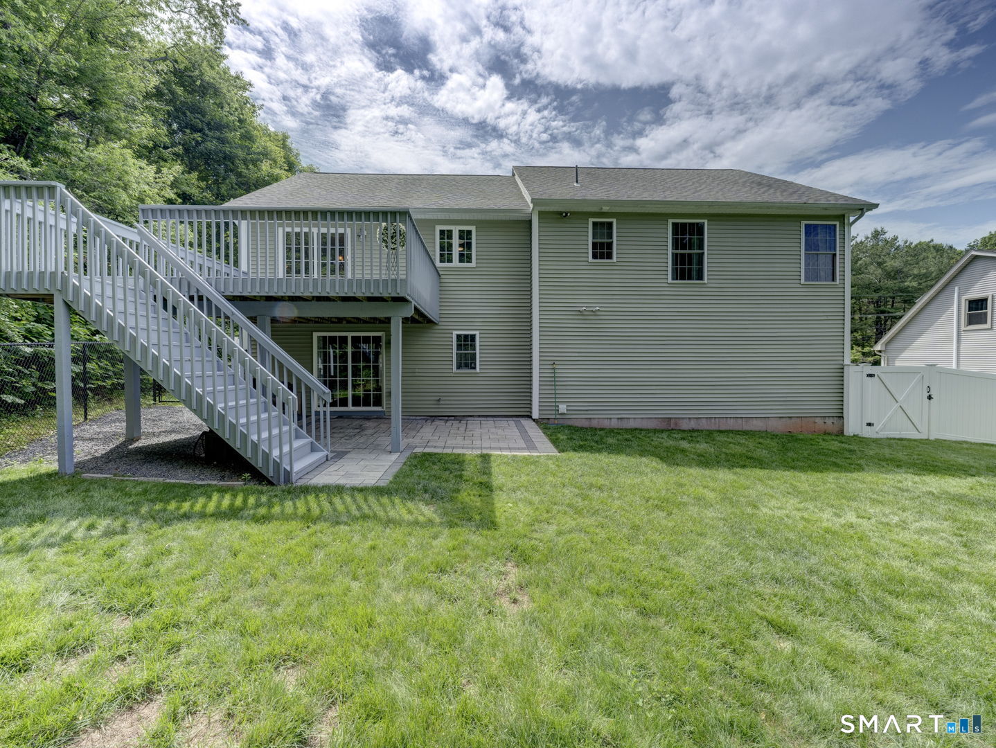 195 Pleasant Street Southington CT 06489