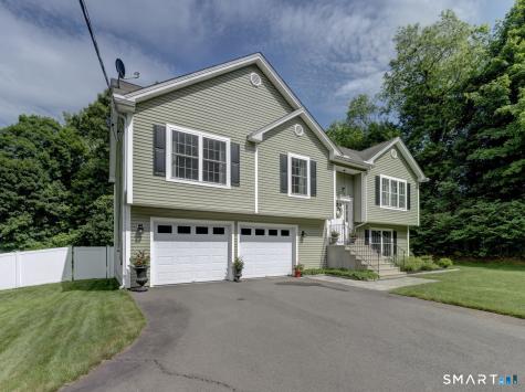 195 Pleasant Street Southington CT 06489
