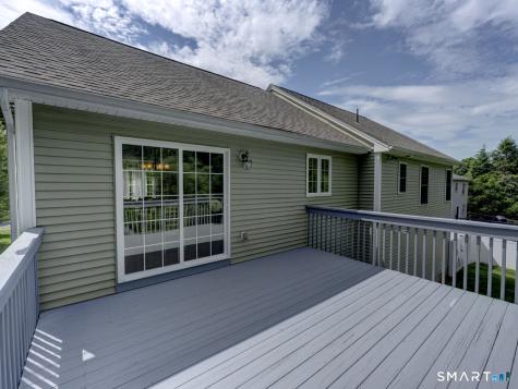 195 Pleasant Street Southington CT 06489