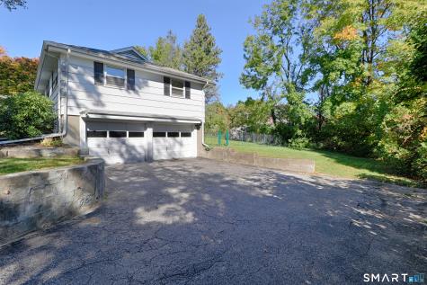 60 Mcleod Place Stratford CT 06614