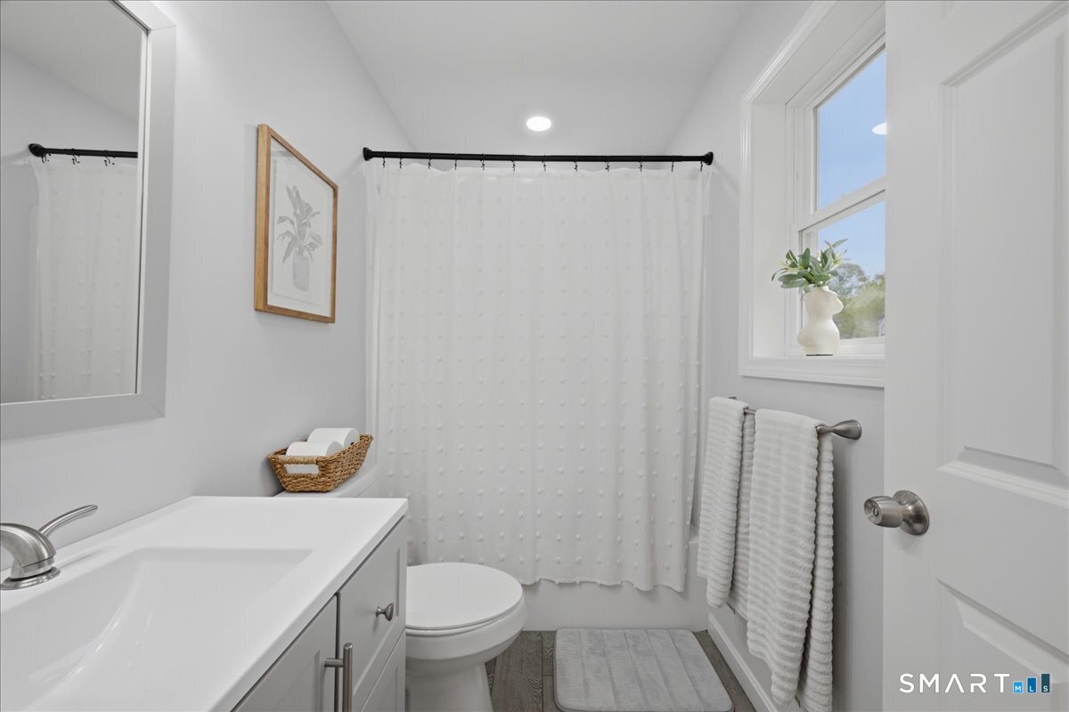 21 Tanager Lane Ledyard CT 06335