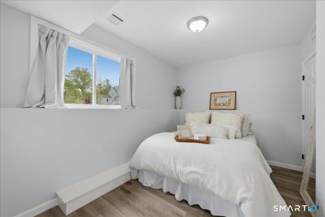 21 Tanager Lane Ledyard CT 06335