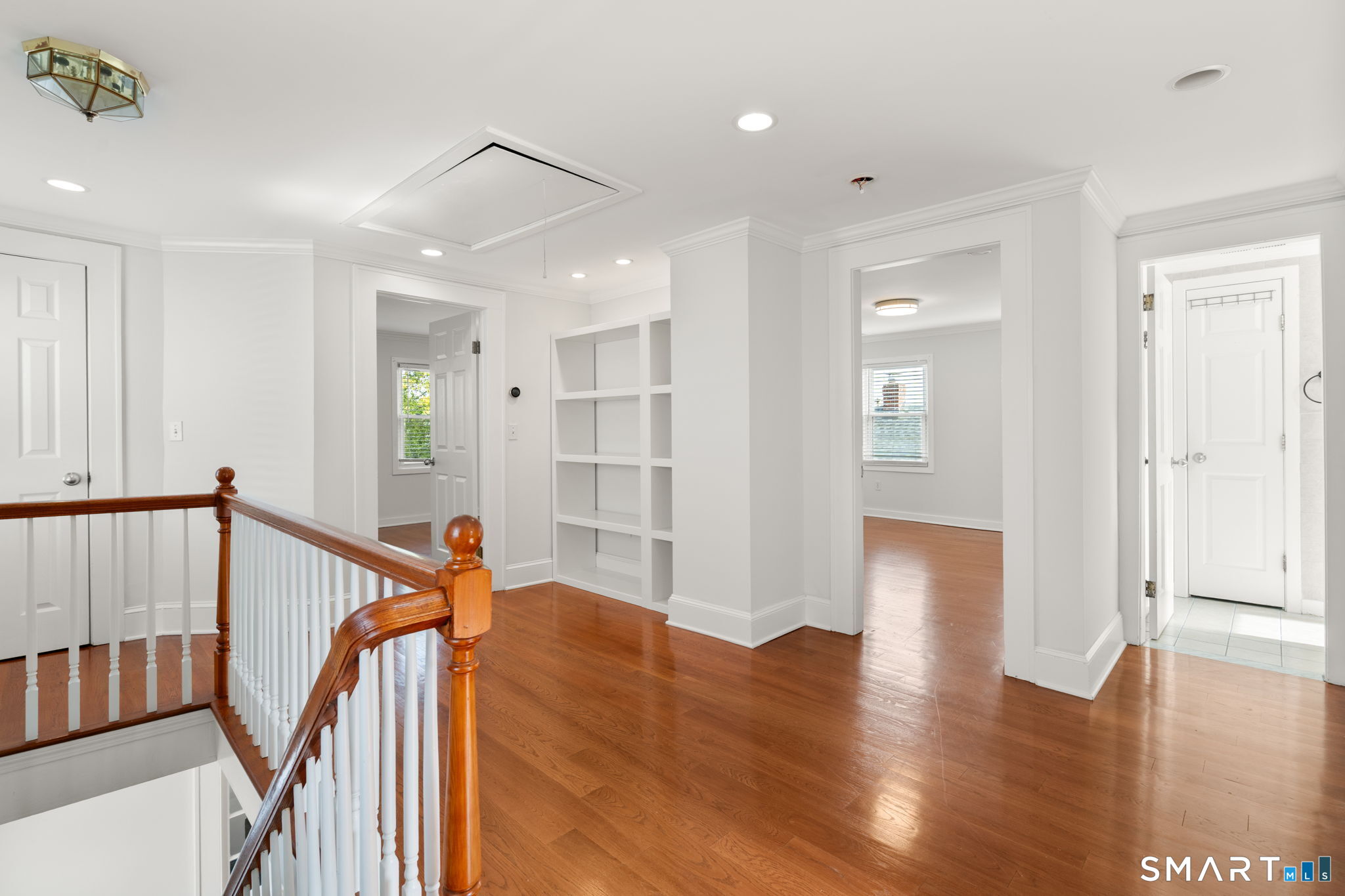 33 New England Avenue Fairfield CT 06824