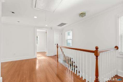 33 New England Avenue Fairfield CT 06824