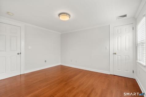 33 New England Avenue Fairfield CT 06824