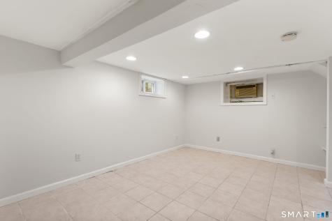 33 New England Avenue Fairfield CT 06824