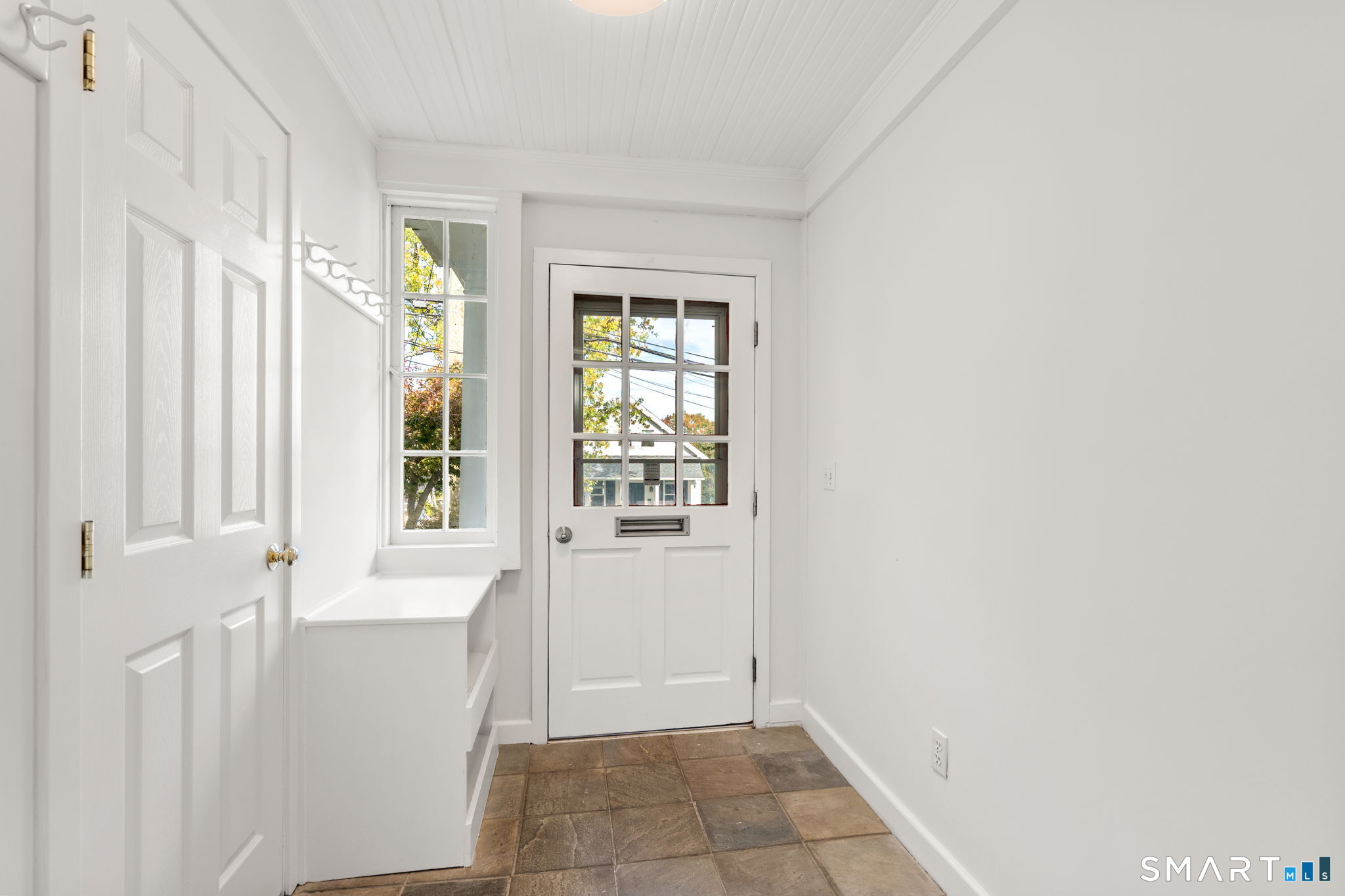 33 New England Avenue Fairfield CT 06824