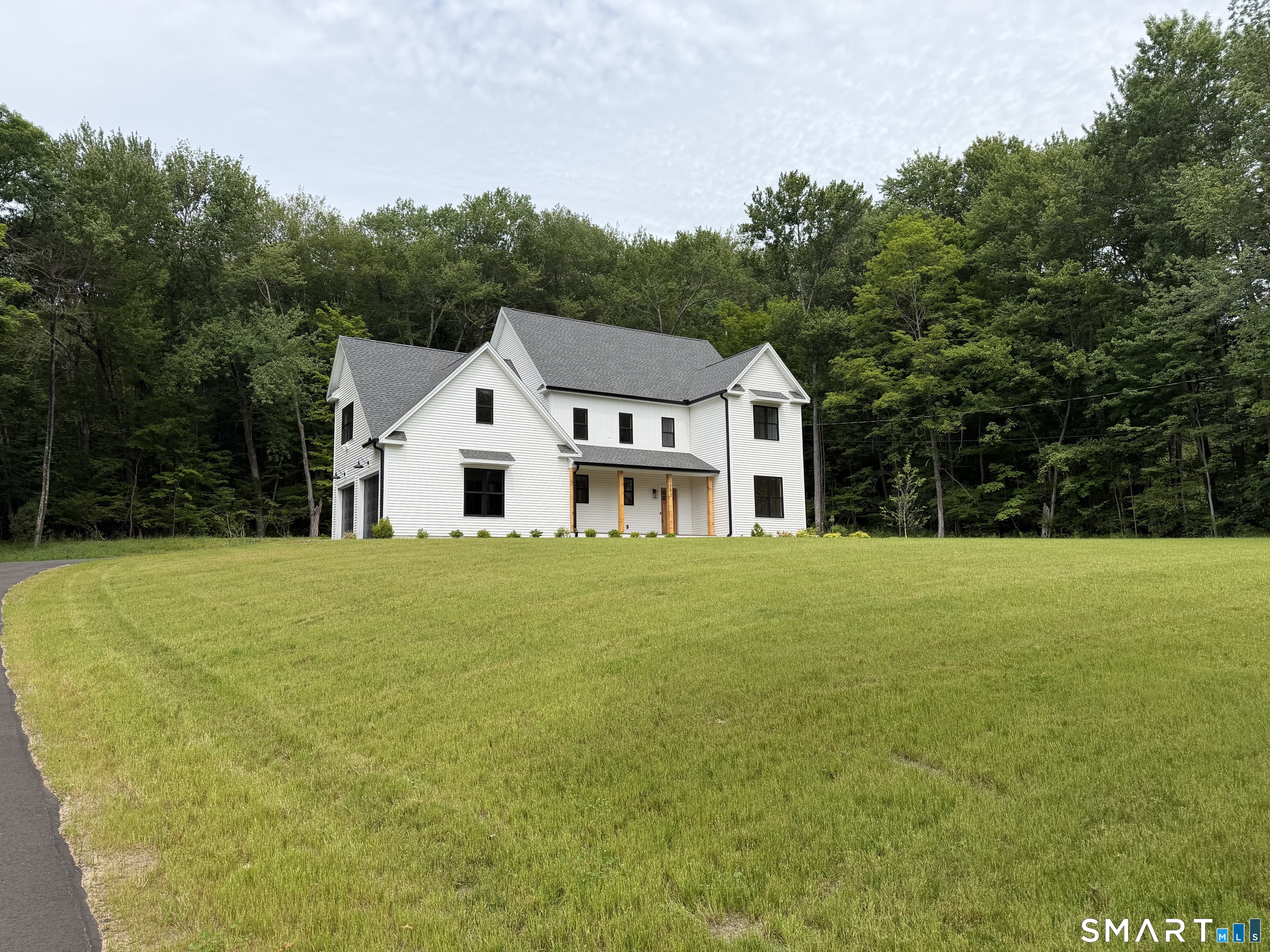 152 East Hill Road Canton CT 06019
