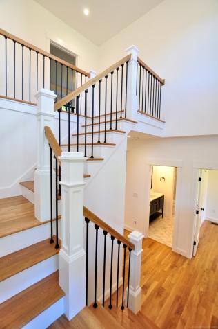 152 East Hill Road Canton CT 06019