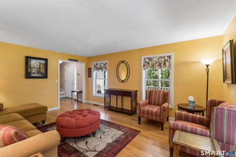 10 Ferris Road Newtown CT 06470