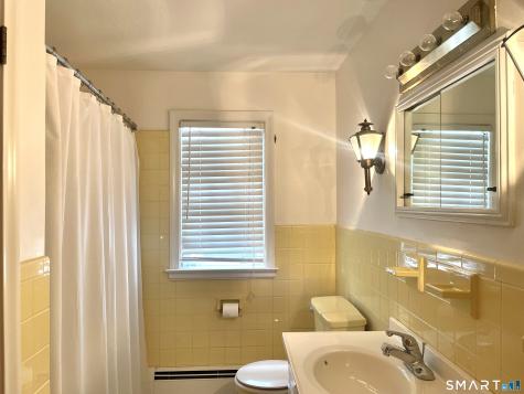 27 Fairway Drive New Britain CT 06053