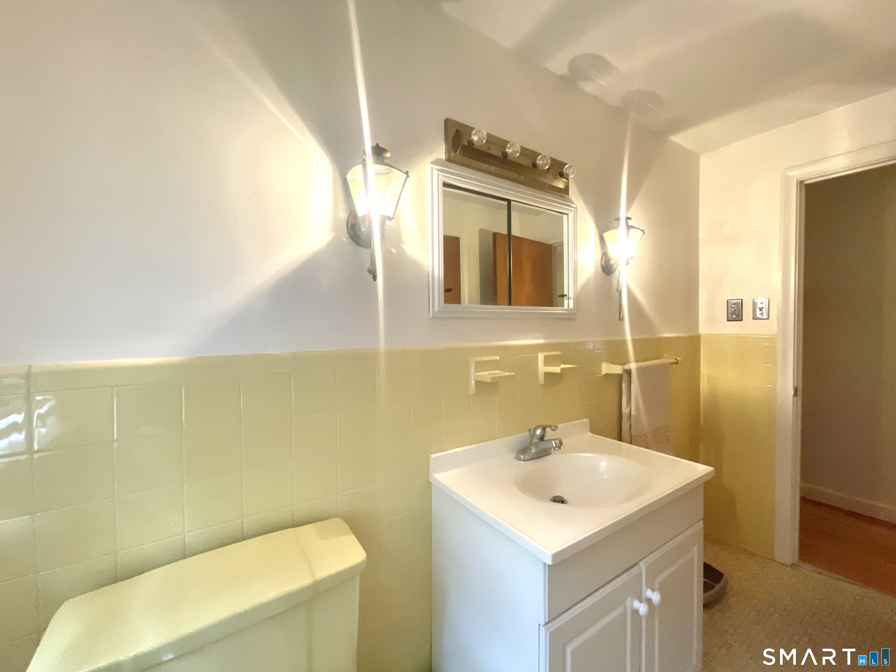 27 Fairway Drive New Britain CT 06053