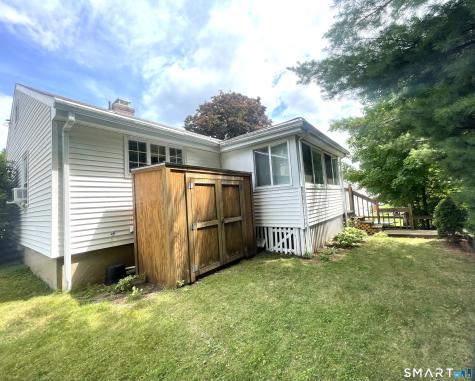 27 Fairway Drive New Britain CT 06053