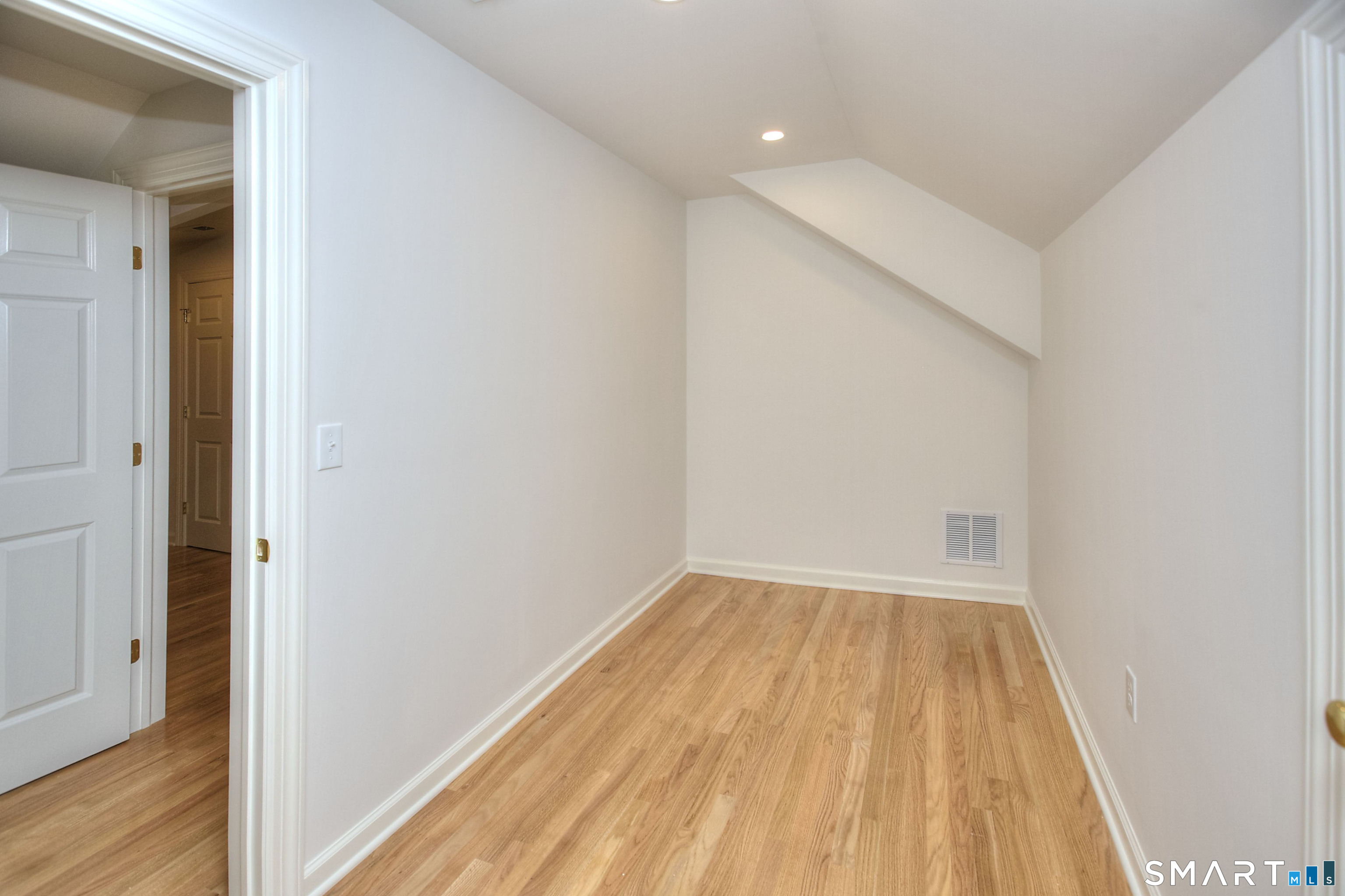 25 Sunset Drive Weston CT 06883