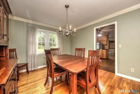 41 Tuttle Court Bethany CT 06524