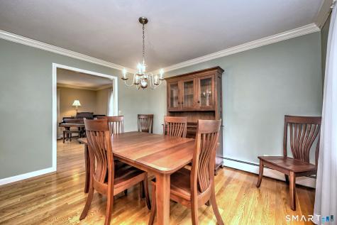 41 Tuttle Court Bethany CT 06524