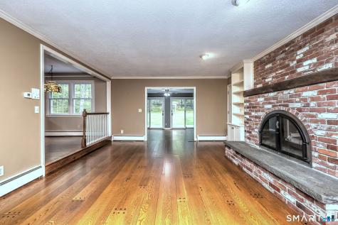 41 Tuttle Court Bethany CT 06524