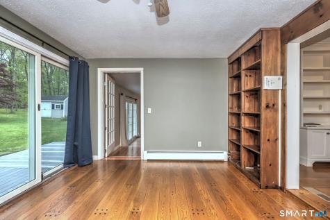 41 Tuttle Court Bethany CT 06524