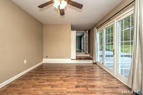 41 Tuttle Court Bethany CT 06524