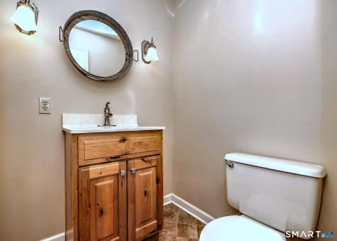 41 Tuttle Court Bethany CT 06524