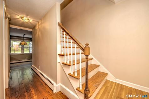 41 Tuttle Court Bethany CT 06524
