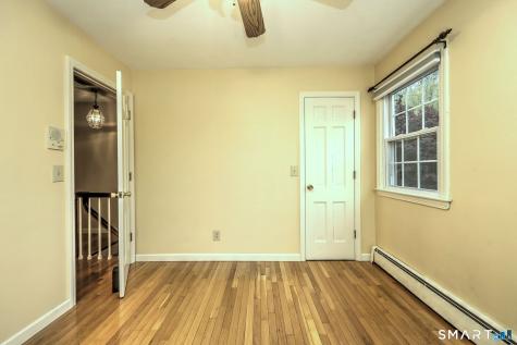 41 Tuttle Court Bethany CT 06524