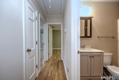 41 Tuttle Court Bethany CT 06524