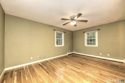 41 Tuttle Court Bethany CT 06524