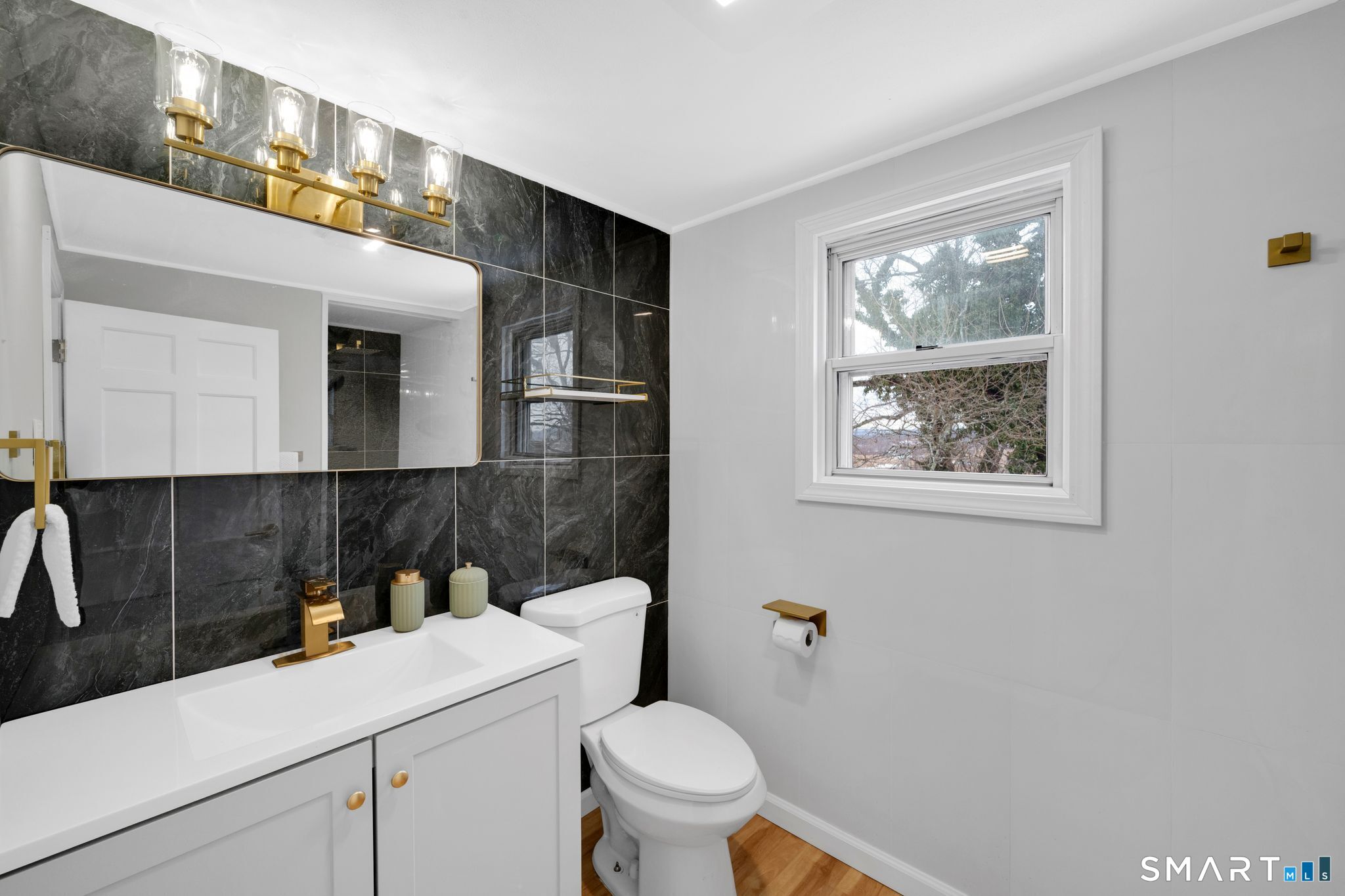 52 Vineyard Road North Haven CT 06473
