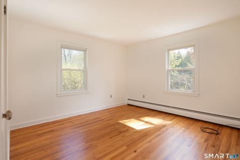 22 Pease Street North Canaan CT 06018
