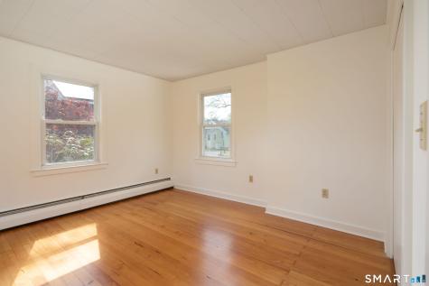22 Pease Street North Canaan CT 06018